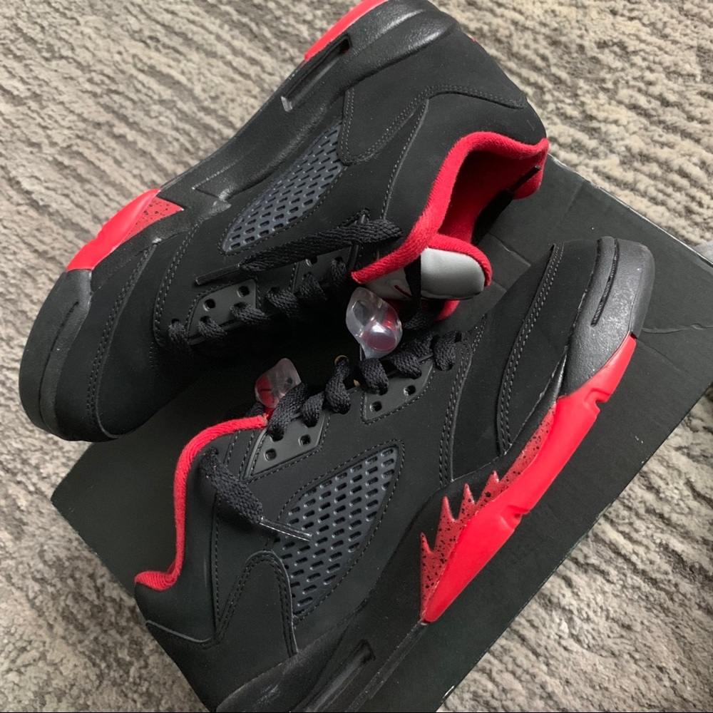 Jordan 5 lows 7Y